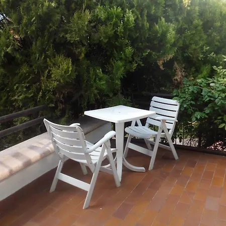 Morris B&B Nocleg ze śniadaniem *